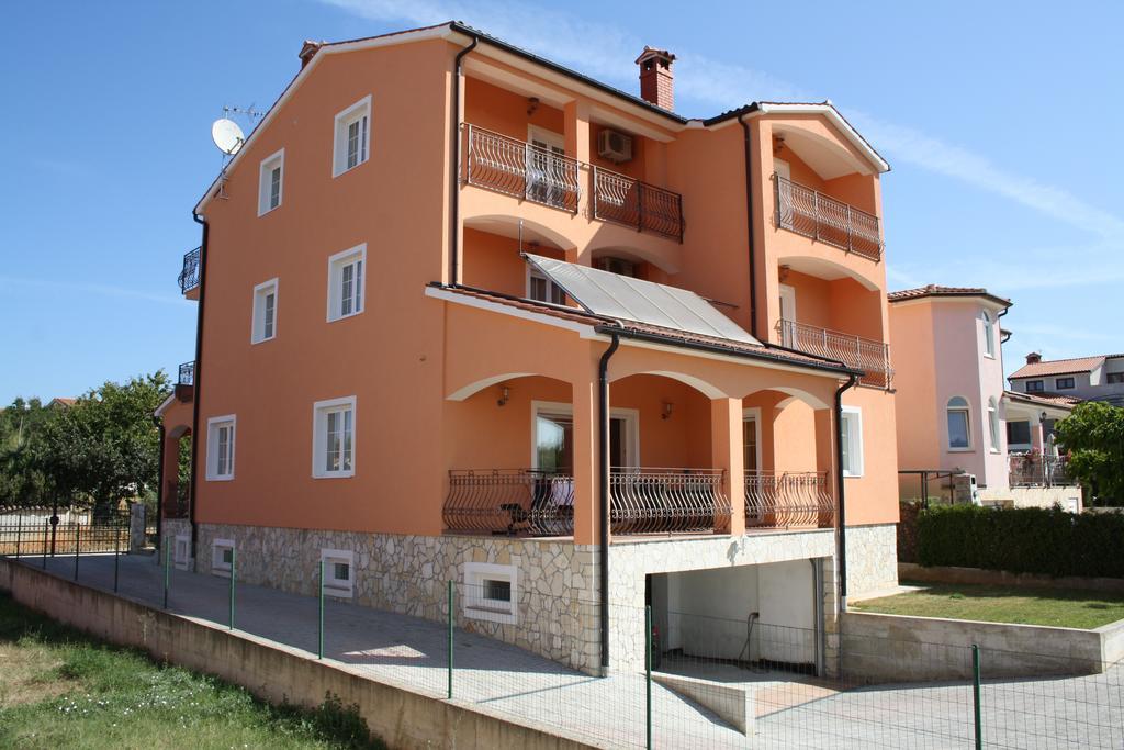 Ferienhaus Dakovic Poreč Exterior foto